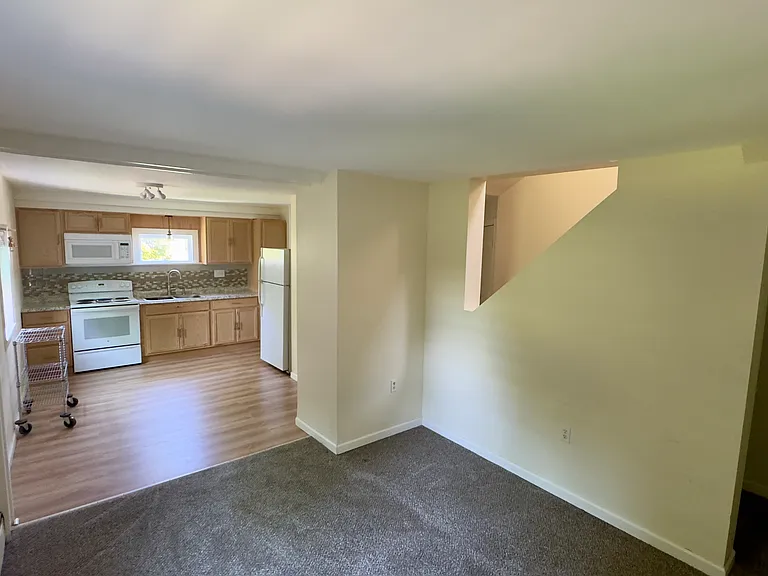 20 Pacific St #4 — Photo 11