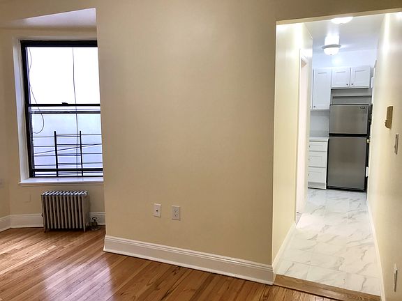 5th image of 415 E 71st St APT 5A