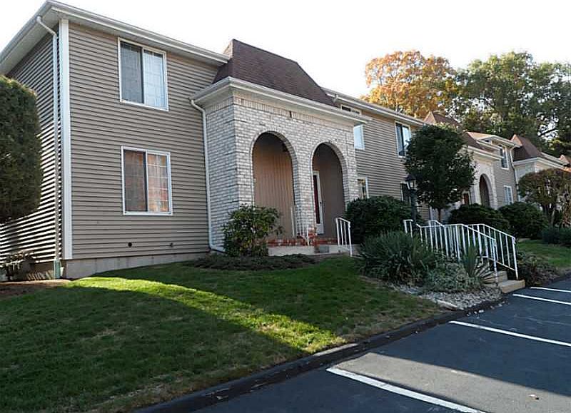 1st image of 49 Marigold Cir