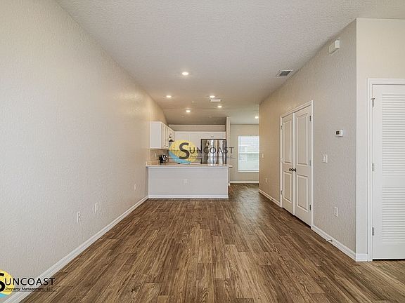 2nd image of 814 Spruce St