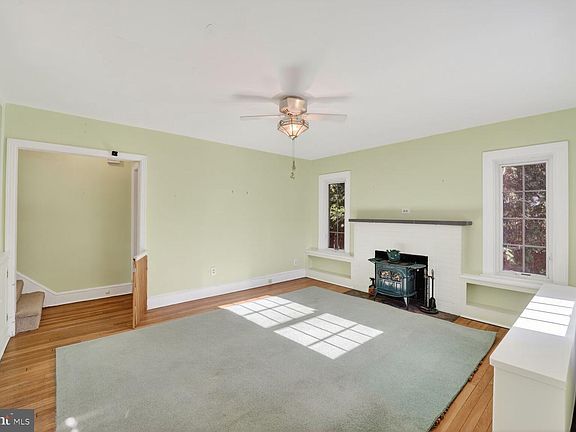 4th image of 6329 19th St N