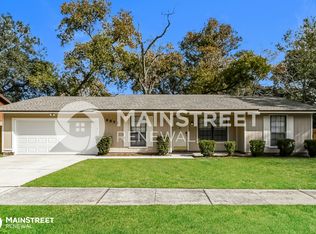 6077 Blank Dr W, Jacksonville, FL 32244