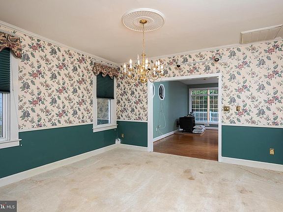5th image of 109 S Symington Ave