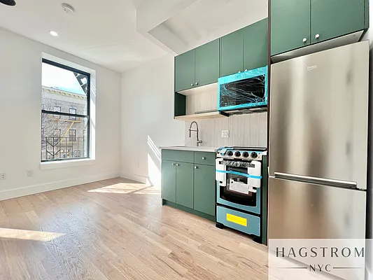 Rented by Hagstrom Management Inc | media 12