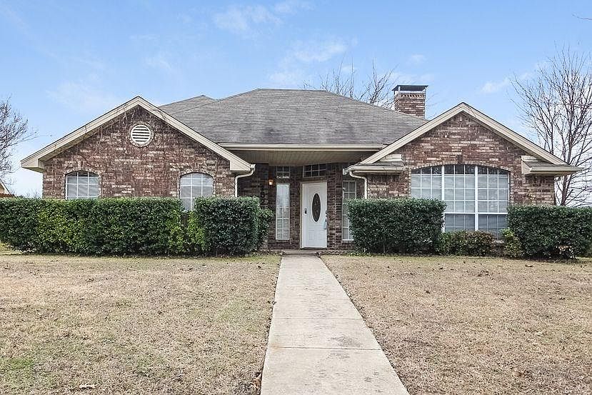 1st image of 1528 Hollow Oak Dr