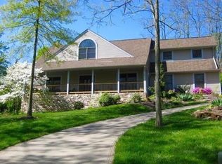 6267 Taylor Rd, Cincinnati, OH 45248