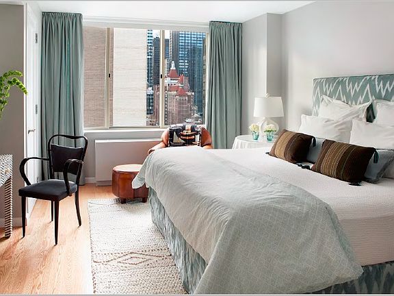 3rd image of 232-236 E 47th St #27F