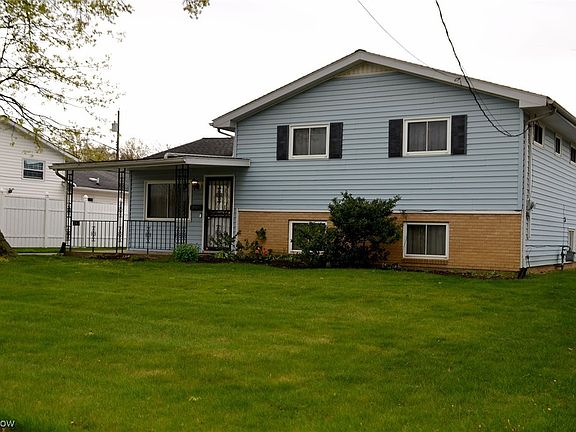 3rd image of 2046 E 41st St