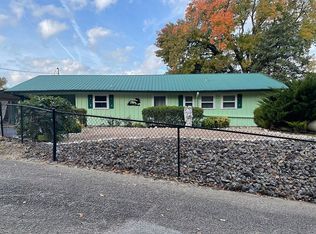 102 Saratoga Ln, Saratoga, AR 71859