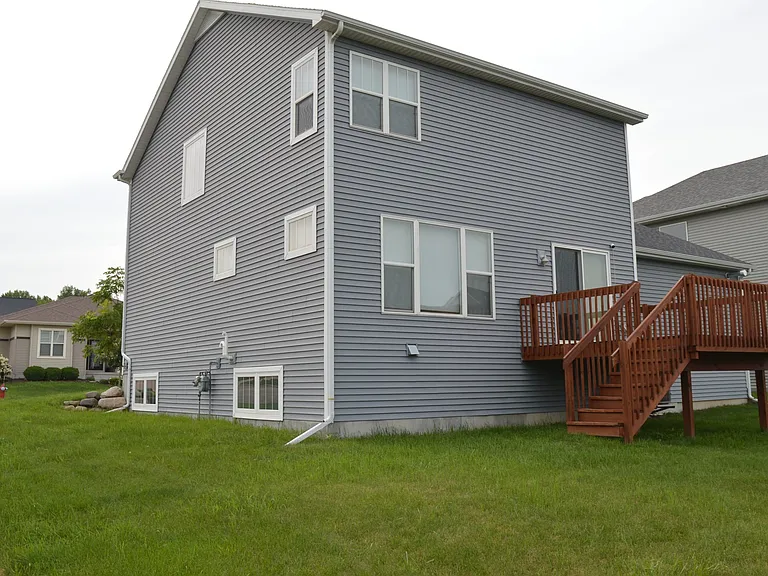 321 Alton Dr — Photo 21