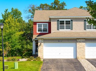 18090 Kindred Ct, Lakeville, MN 55044