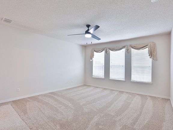 5th image of 7416 Brookdale Dr
