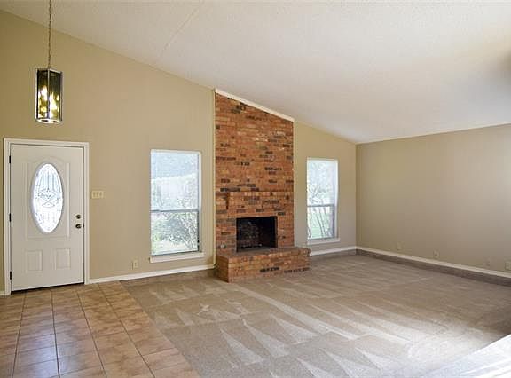 2nd image of 4416 Cleveland Dr