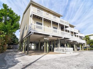 2406 Gulf Blvd APT 104, Indian Rocks Beach, FL 33785