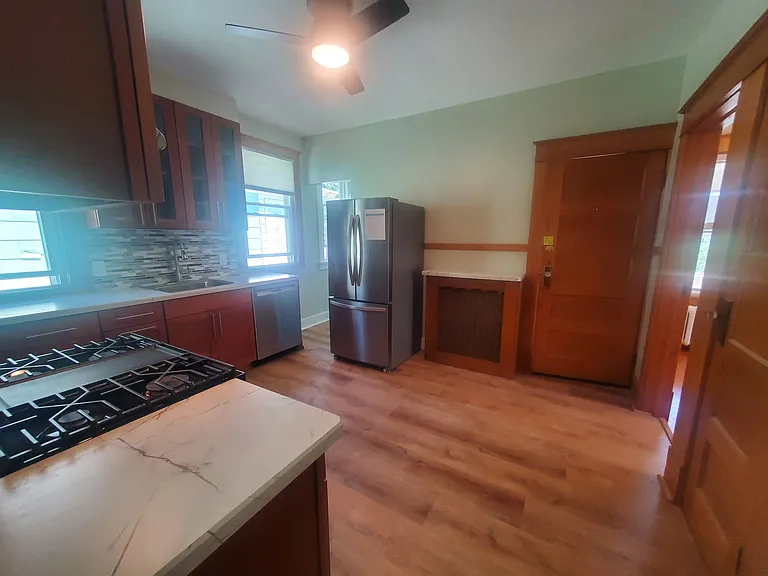 38 Summit Ave #2 — Photo 19