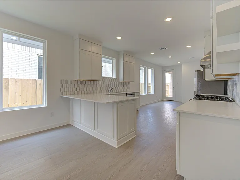 1047 Blue Stone Dr — Photo 15