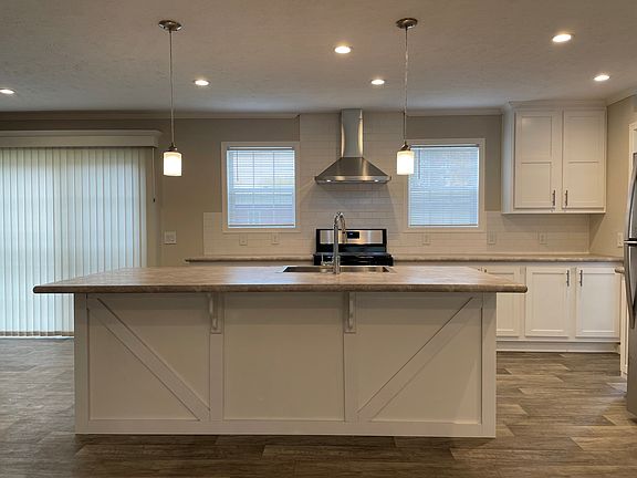 3rd image of 714 Mill St Lot 49