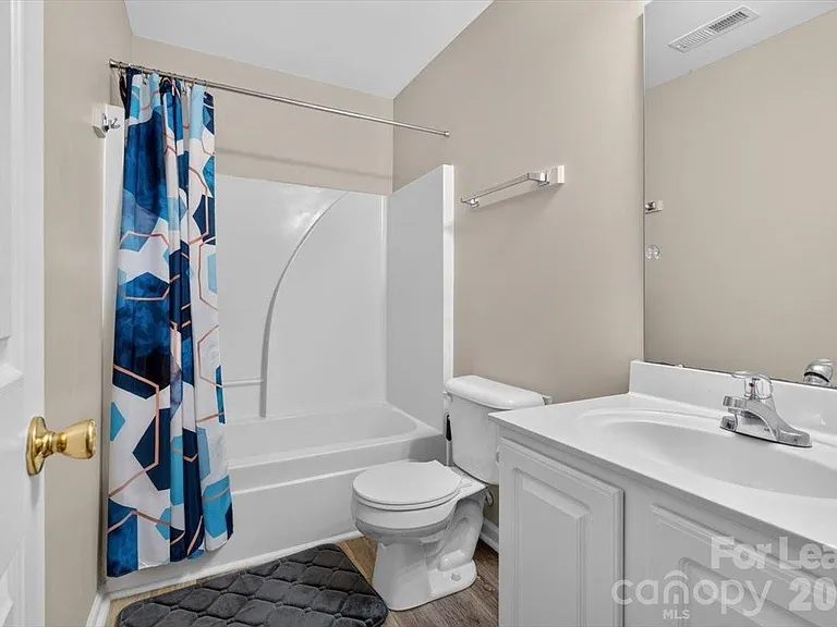 5705 Erin Dr — Photo 11