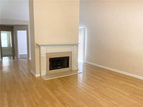 2nd image of 178 Stoneforest Dr