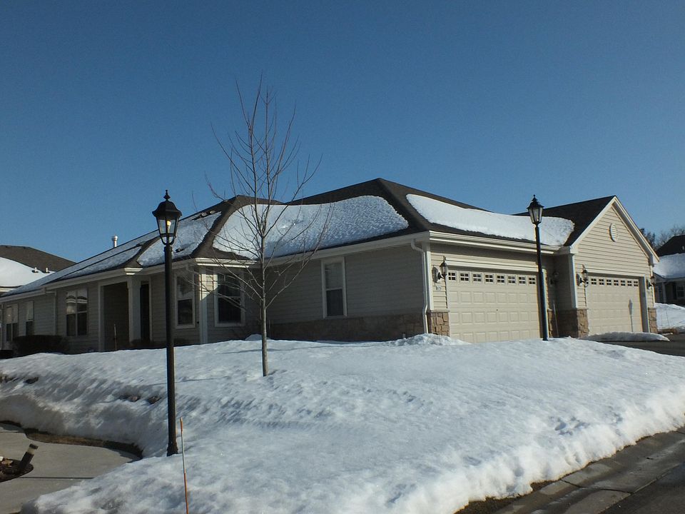 1st image of 479 Woodfield Cir