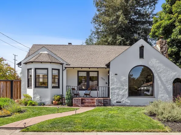 1985 Belmont Ct, Santa Rosa, CA 95404