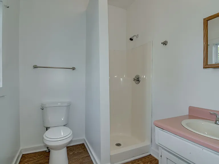 537 Watkins St #A-B — Photo 8