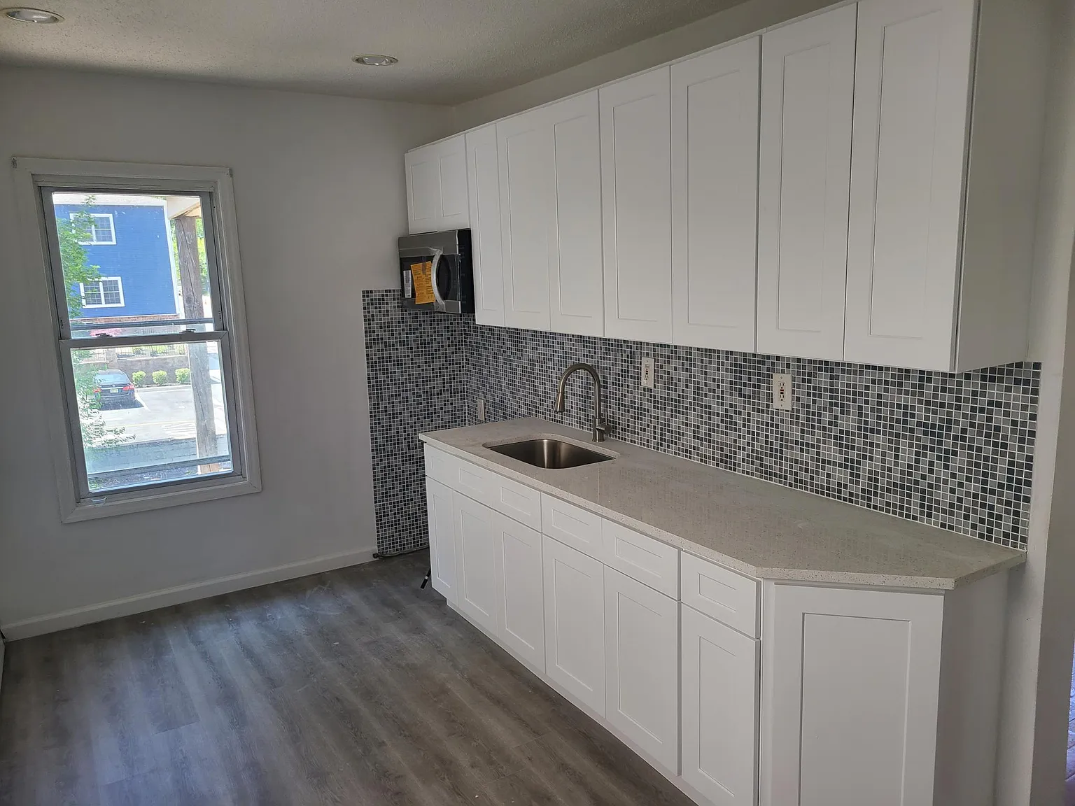 Hobart Ave, Haledon — Photo 1