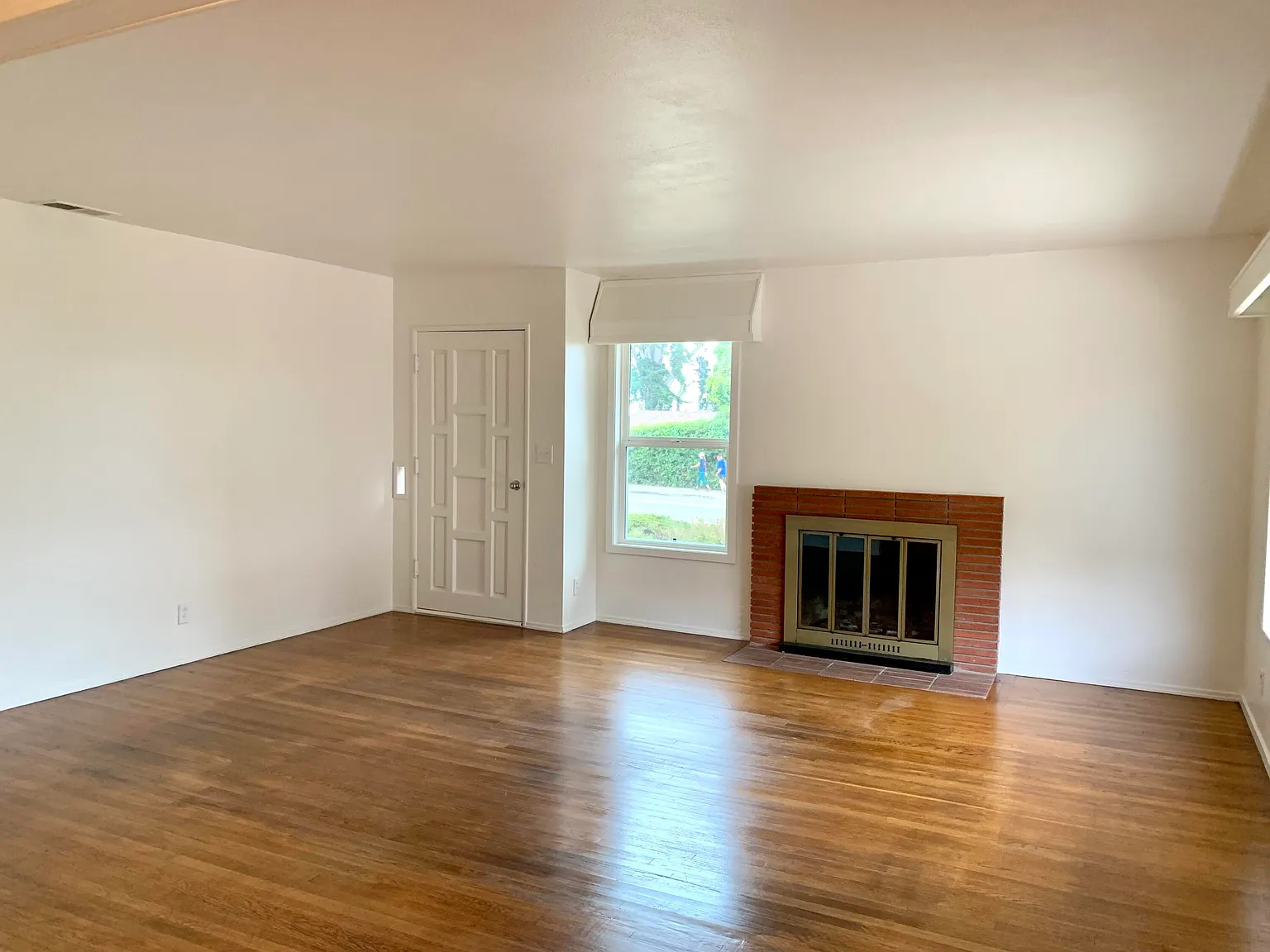 2 bed, 2.0 bath, $6,000 — Photo 2