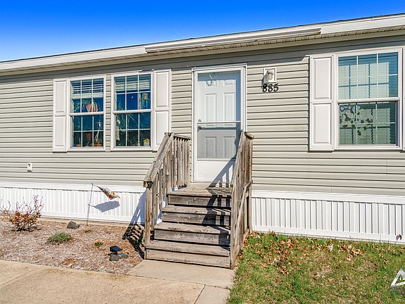 5th image of 885 Buttonwood Dr