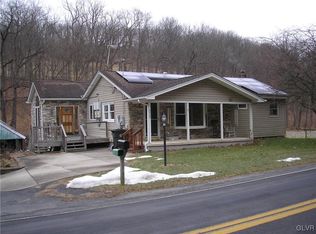 5785 Haasadahl Rd, Orefield, PA 18069