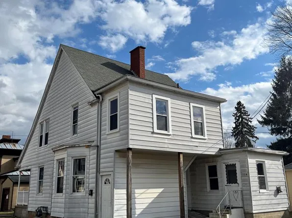 135 E Walnut St, Galion, OH 44833