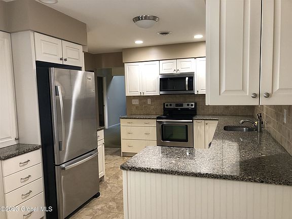 5th image of 57 Cascade Ct
