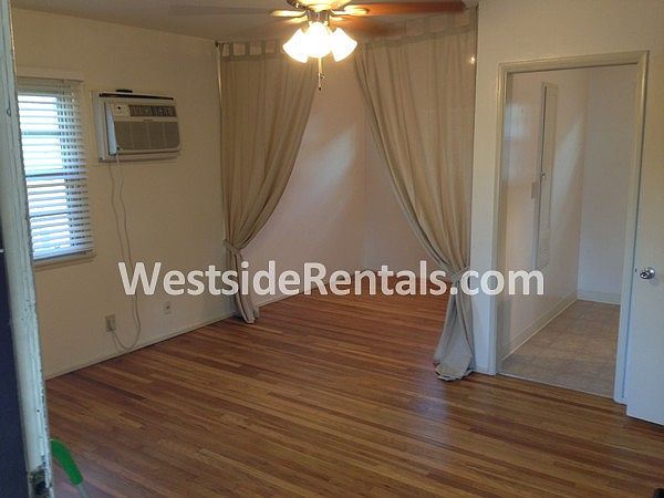 1st image of 13808 Moorpark St APT B