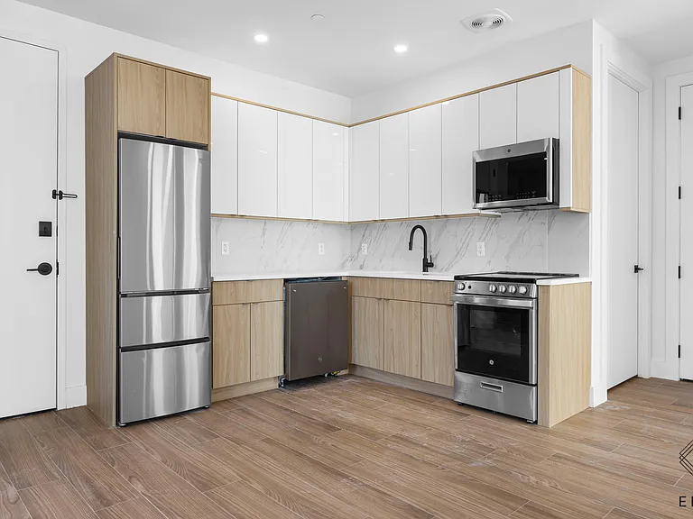 942 New York Ave #2A — Photo 2
