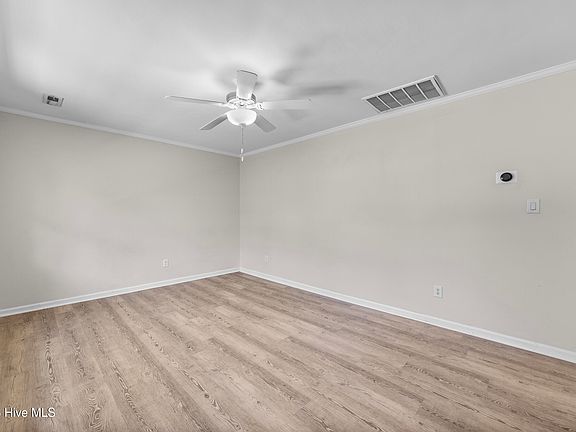 5th image of 434 Kenwood Drive