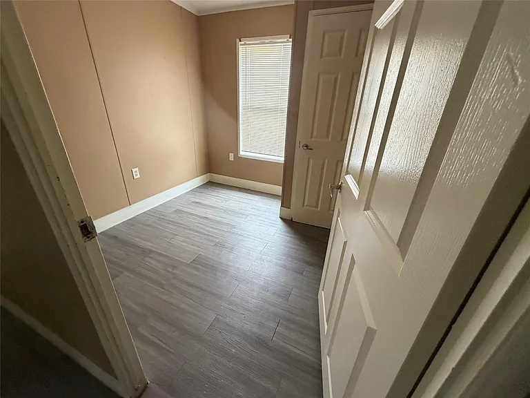 14126 Waxahachie St — Photo 5