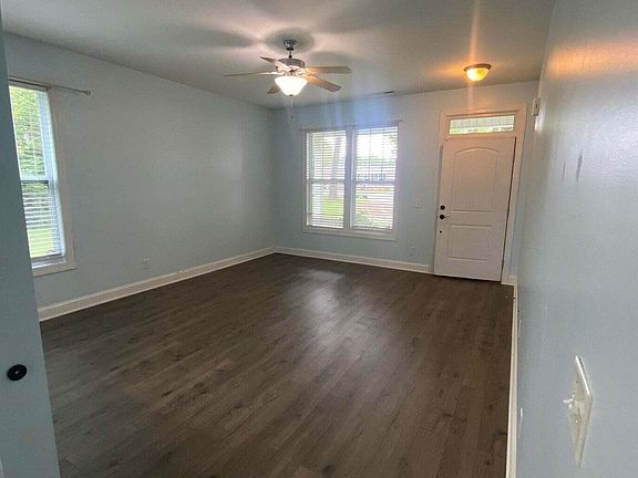 2nd image of 308 Old 30 Rd