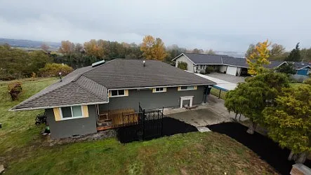2 bed, 1.5 bath, 1298 sqft, $3,000 — Photo 1