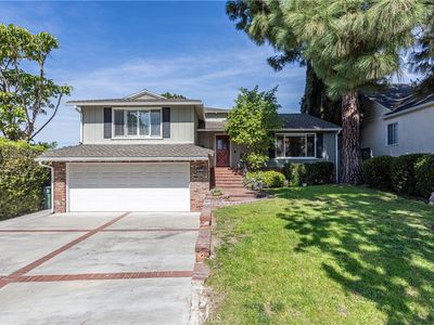 821 E Walnut Ave, Burbank, CA, 91501