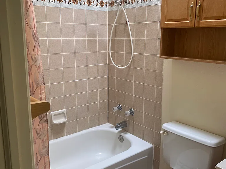 1908 Christine Ct — Photo 8