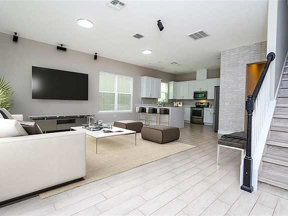5th image of 9313 Mira Valle Ln