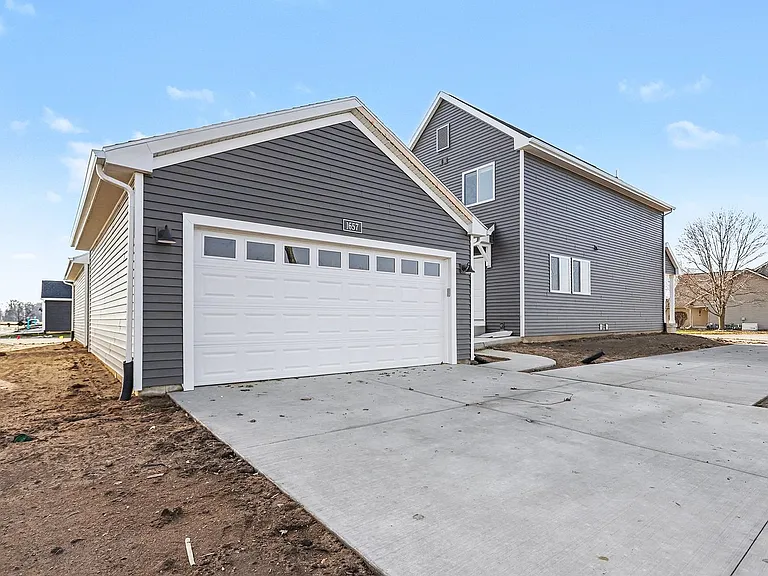 6114 Aurelius Rd — Photo 26