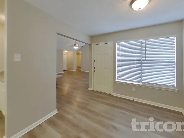 1252 Payne Dr — Photo 4