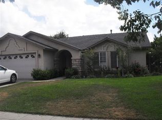 4894 E Eugenia Ave, Fresno, CA 93725
