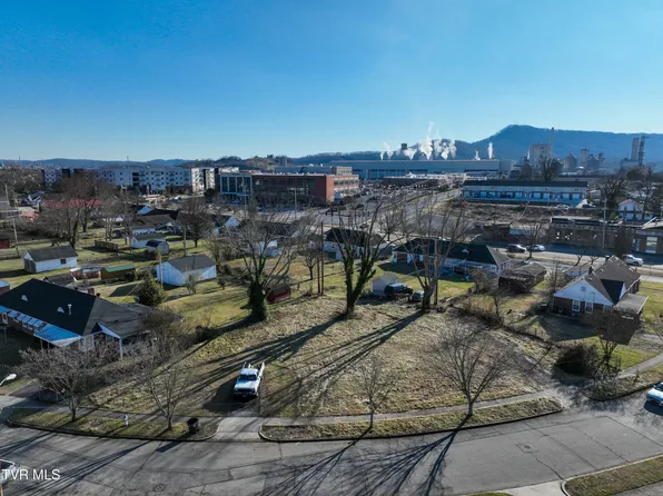 524 Sequoyah Dr, Kingsport, TN 37660