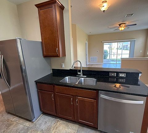 5th image of 8617 Karpeal Dr #1206