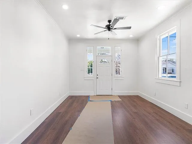 325 N Bernadotte St — Photo 9