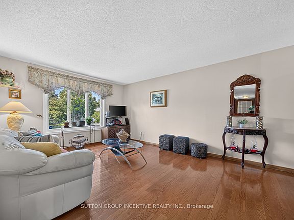 3rd image of 29 Korlea Cres