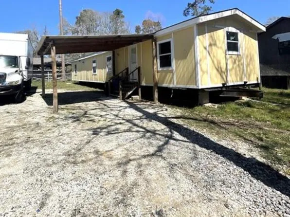 25956 Lantern Ln, New Caney, TX 77357