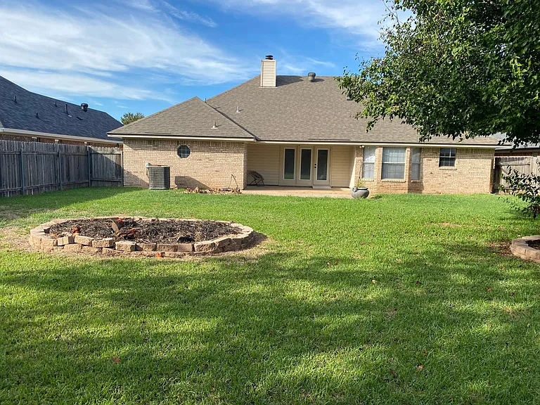 6008 Applegate Cir — Photo 20